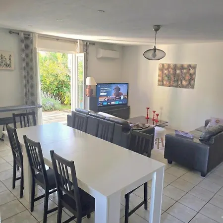 Maison Lauret בית נופש אגדה