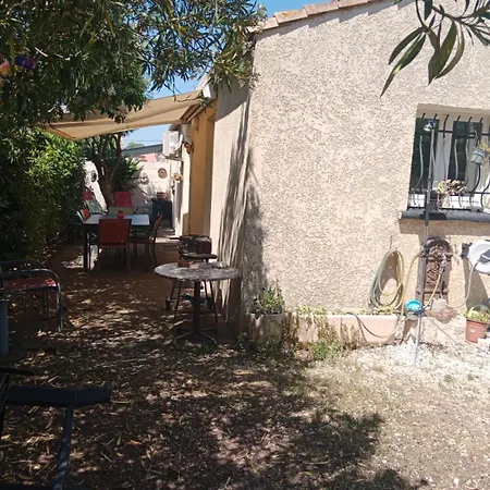 Maison Lauret אגדה
